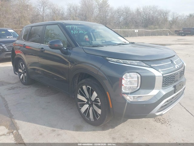 2025 MITSUBISHI OUTLANDER JA4J3VA86SZ045868 Photo 0