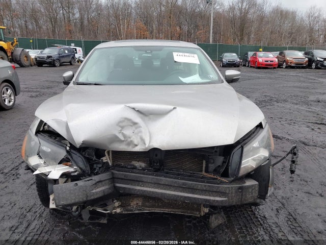 44446856 :رقم المزاد ، 1VWBN7A3XEC071396 vin ، 2014 Volkswagen Passat 2.0l Tdi Se مزاد بيع