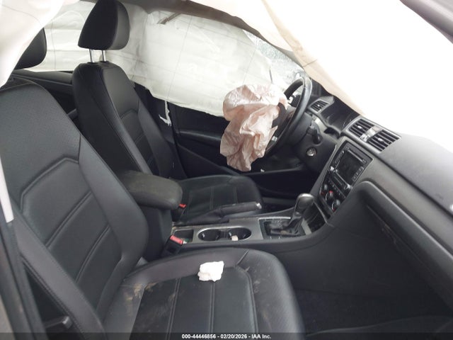 44446856 :رقم المزاد ، 1VWBN7A3XEC071396 vin ، 2014 Volkswagen Passat 2.0l Tdi Se مزاد بيع