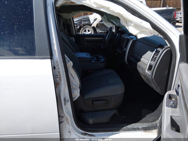 44446883 :رقم المزاد ، 1C6RR6TT7KS711778 vin ، 2019 Ram 1500 Classic Slt  4x2 6'4 Box مزاد بيع