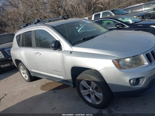 Jeep Compass Sport 2014 1C4NJDBB1ED572333 Image 13