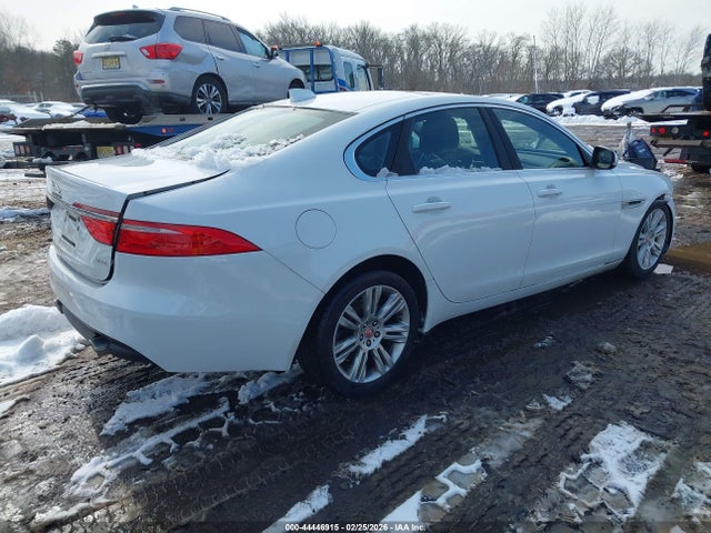 2016 JAGUAR XF SAJBD4BV2GCY06638 Photo 3