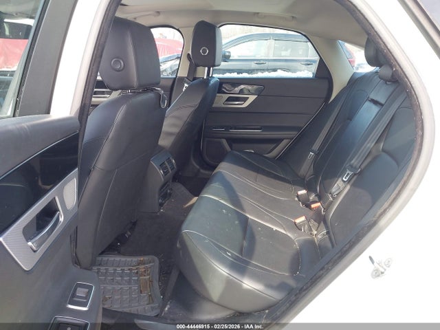 2016 JAGUAR XF SAJBD4BV2GCY06638 Photo 7