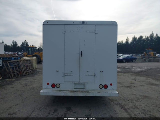 1FC3E3KL2GDC12747 Ford E-350 Stripped