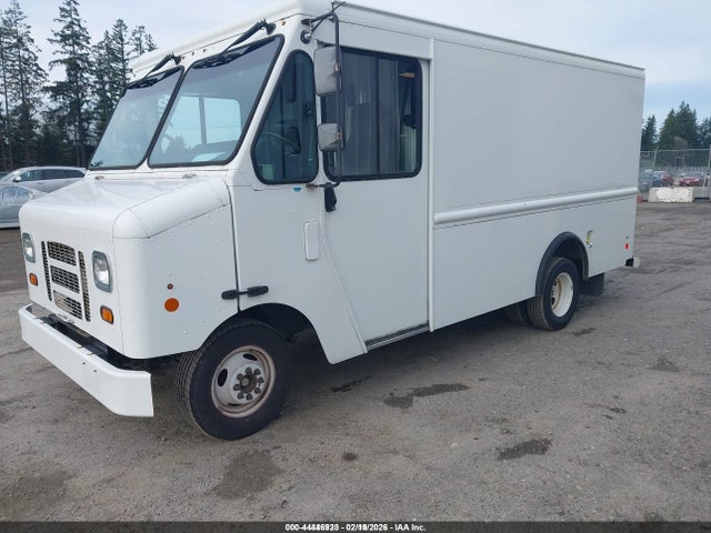 1FC3E3KL2GDC12747 Ford E-350 Stripped