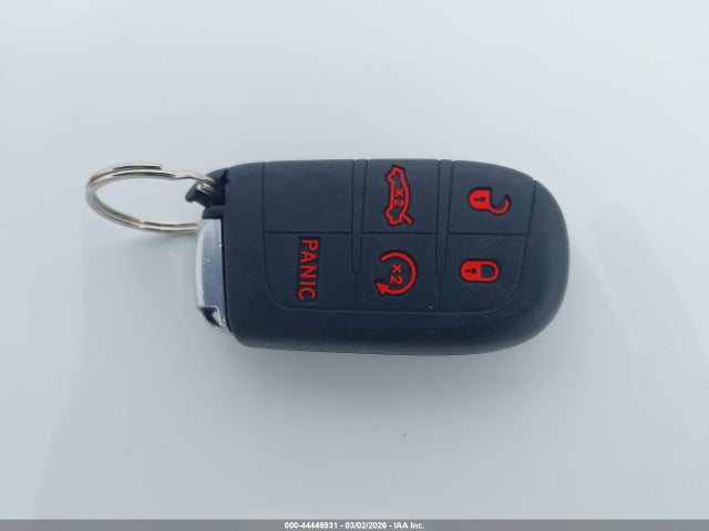 Продажа на аукционе авто 2015 Jeep Cherokee Latitude, vin: 1C4PJMCS6FW755269, номер лота: 44446931