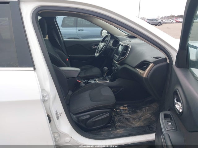 Продажа на аукционе авто 2015 Jeep Cherokee Latitude, vin: 1C4PJMCS6FW755269, номер лота: 44446931