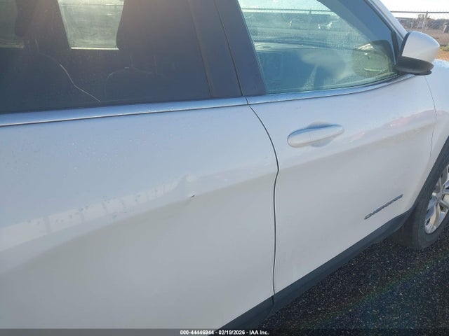 Jeep Cherokee Latitude 4x4 2019 1C4PJMCB6KD459934 Image 6