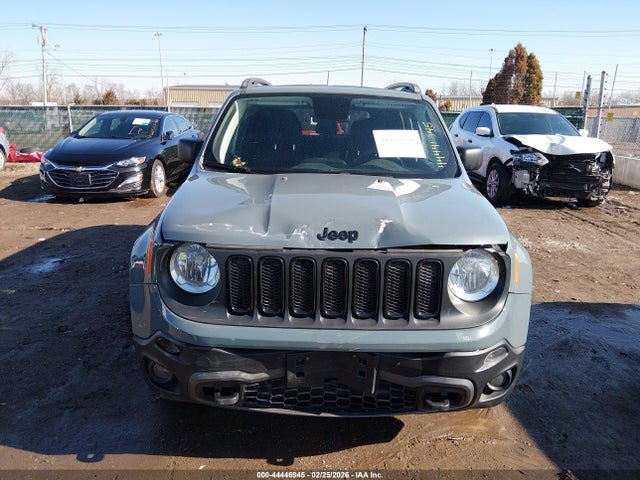 2018 Jeep Renegade Upland Edition 4x4 მანქანა იყიდება აუქციონზე, vin: ZACCJBAB6JPH25684, აუქციონის ნომერი: 44446945