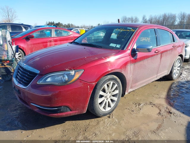 Продажа на аукционе авто 2014 Chrysler 200 Touring, vin: 1C3CCBBG5EN106534, номер лота: 44446981