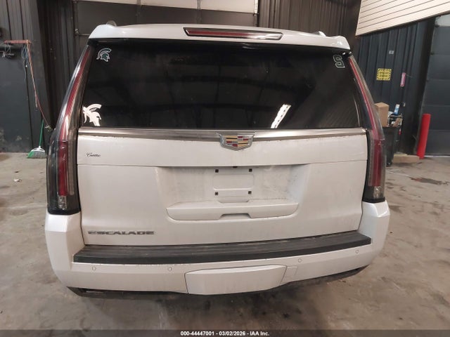 Продажа на аукционе авто 2016 Cadillac Escalade Premium Collection, vin: 1GYS4CKJ3GR406472, номер лота: 44447001
