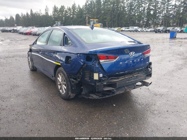 Hyundai SONATA ECO 2018 5NPE24AA2JH701285 Image 3