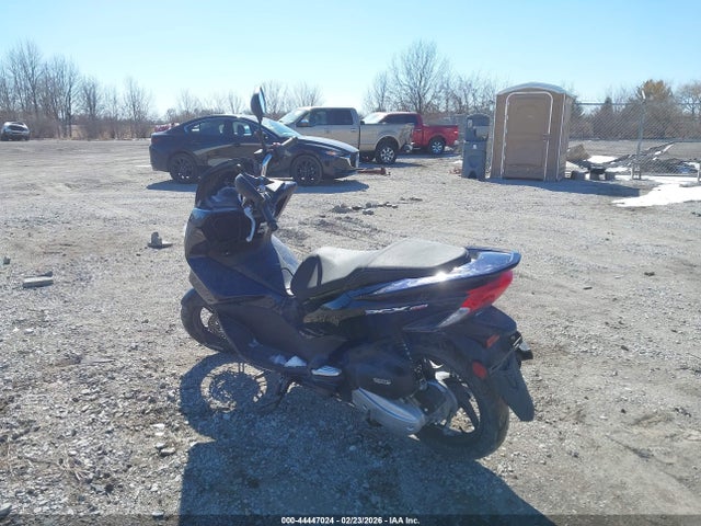 Honda Pcx 150 2018 RLHKF1802JY300563 Image 3