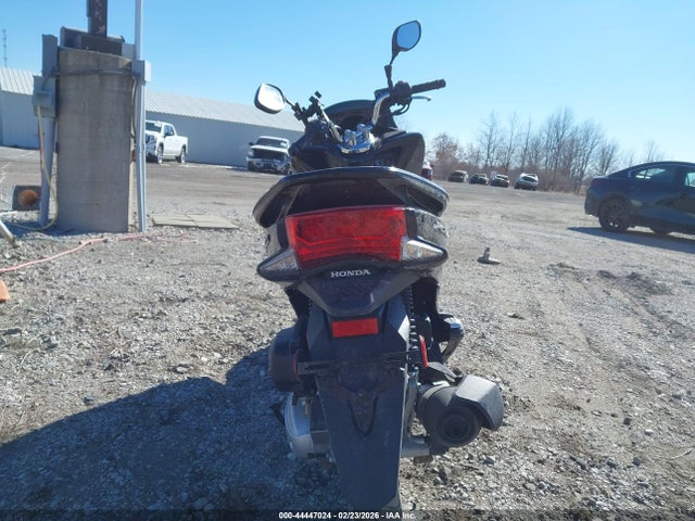 Honda Pcx 150 2018 RLHKF1802JY300563 Image 6