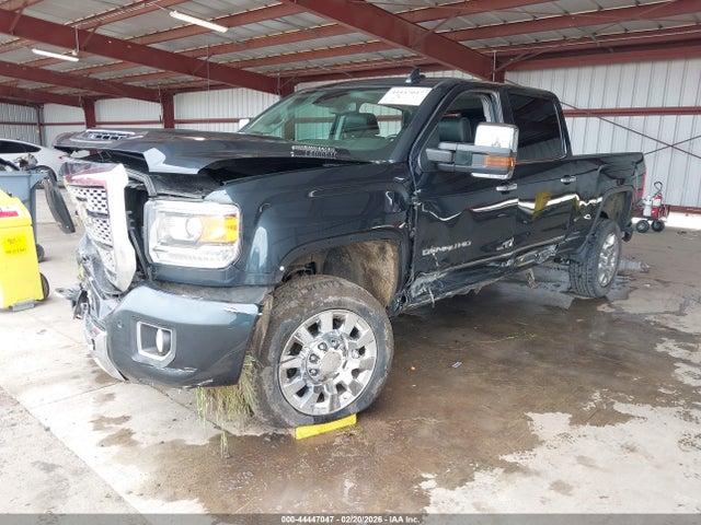 1GT12SEY5KF102564 GMC Sierra 2500hd Denali