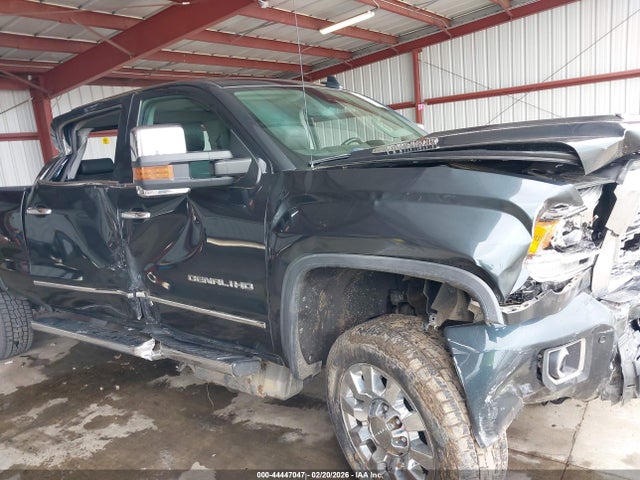 1GT12SEY5KF102564 GMC Sierra 2500hd Denali