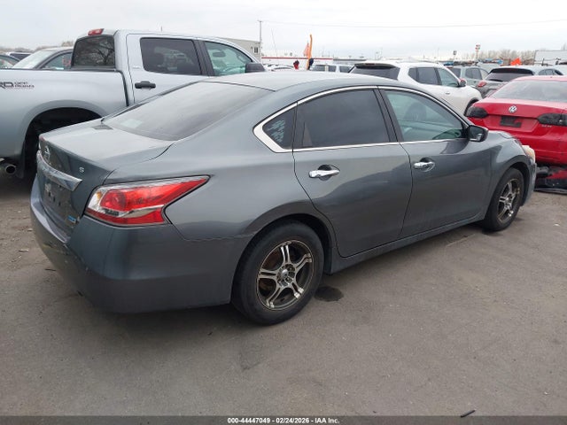 Nissan Altima 2.5 S 2014 1N4AL3AP1EN254146 Image 4