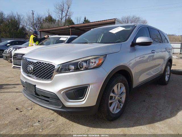 2018 KIA SORENTO 5XYPG4A32JG427766 Photo 1