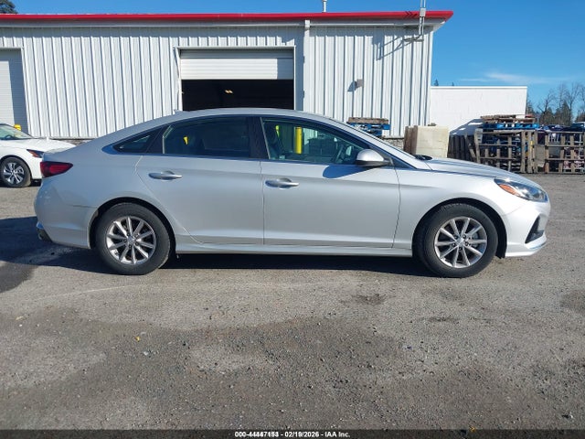 Hyundai SONATA ECO 2019 5NPE24AA8KH802249 Image 17