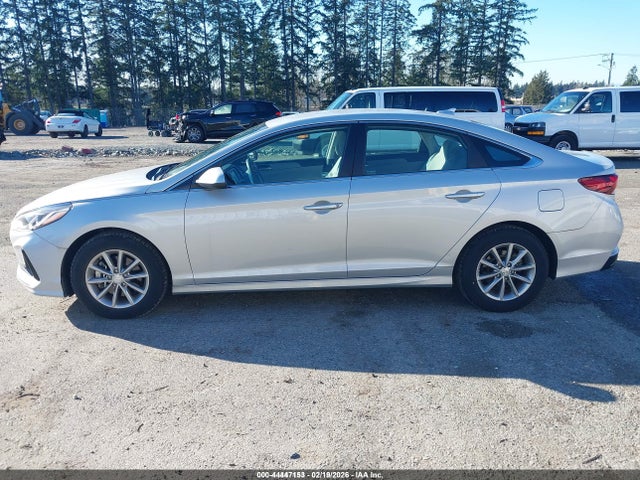 Hyundai SONATA ECO 2019 5NPE24AA8KH802249 Image 18