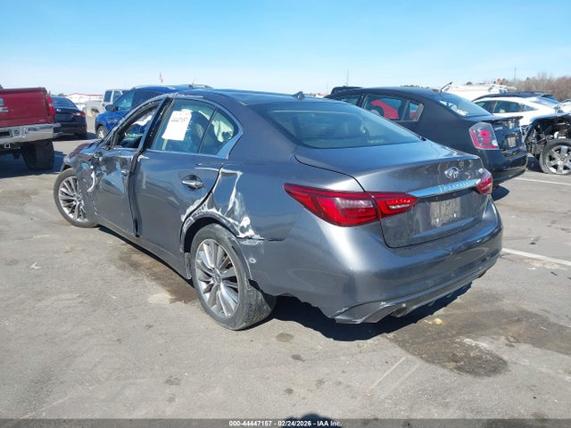 Продажа на аукционе авто 2018 Infiniti Q50 3.0t Luxe, vin: JN1EV7AP8JM359895, номер лота: 44447157