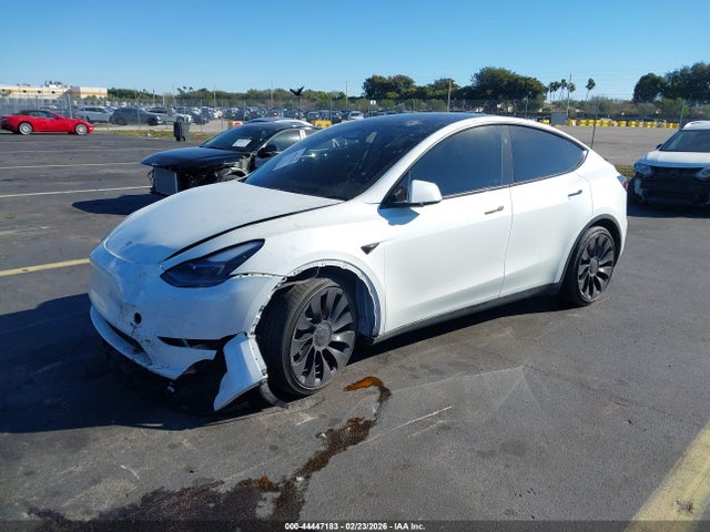 2023 TESLA MODEL Y 7SAYGDEF5PF837098 Photo 1