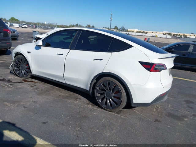 2023 TESLA MODEL Y 7SAYGDEF5PF837098 Photo 2