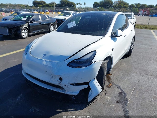2023 TESLA MODEL Y 7SAYGDEF5PF837098 Photo 5