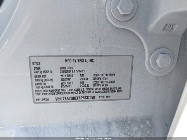 2023 TESLA MODEL Y 7SAYGDEF5PF837098 Photo 8