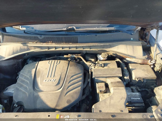 5XYPGDA50HG320310 KIA Sorento 3.3l Lx
