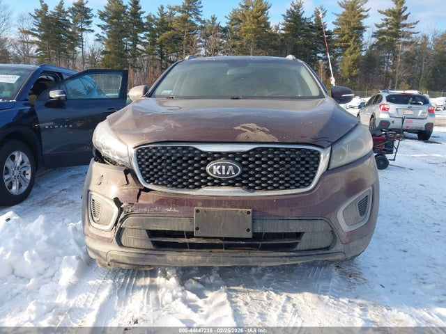 5XYPGDA50HG320310 KIA Sorento 3.3l Lx