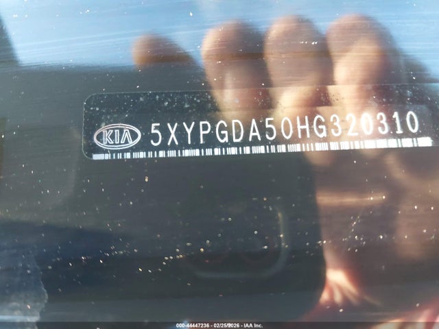 5XYPGDA50HG320310 KIA Sorento 3.3l Lx