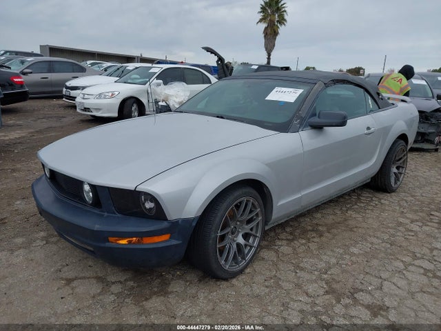 2005 FORD MUSTANG 1ZVFT84N955187025 Photo 1