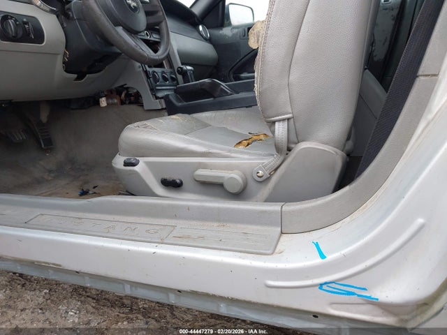 2005 FORD MUSTANG 1ZVFT84N955187025 Photo 5