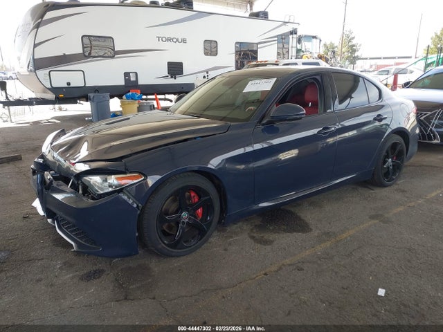ZARFAMANXK7598087 Alfa Romeo Giulia Sport Rwd