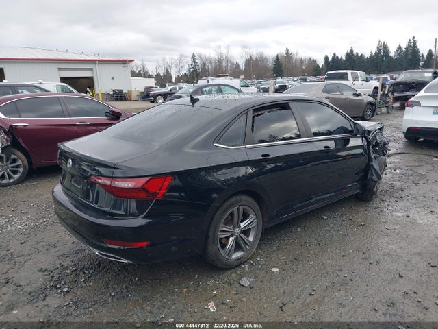 3VWN57BU9MM021512 Volkswagen Jetta 1.4t R-line/1.4t S