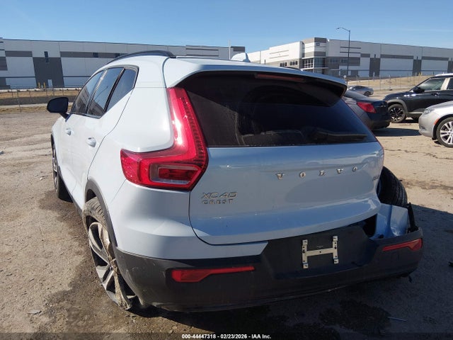 Продаж на аукціоні авто 2025 Volvo Xc40 B5 Plus Dark Theme, vin: YV4L12UC5S2537901, номер лоту: 44447318