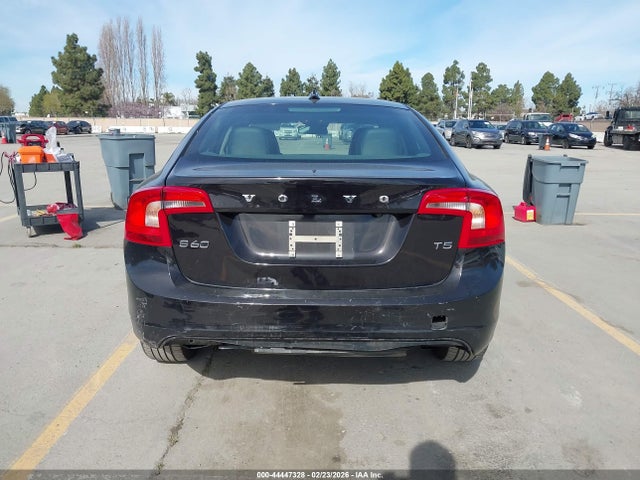 Volvo S60 T5 Premier Plus 2015 YV126MFC6F2311245 Image 16