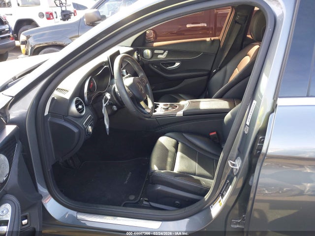 55SWF4JB4HU225016 Mercedes-Benz C 300