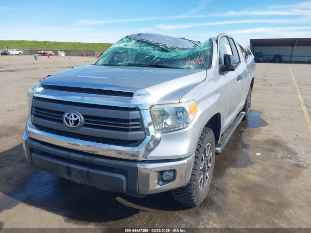 5TFUM5F11EX055428 Toyota Tundra Sr5 4.6l V8