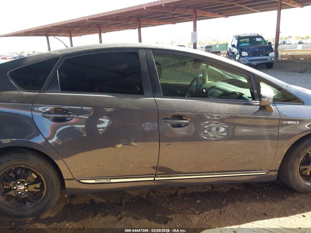 Toyota Prius Three 2014 JTDKN3DU7E1758721 Image 14