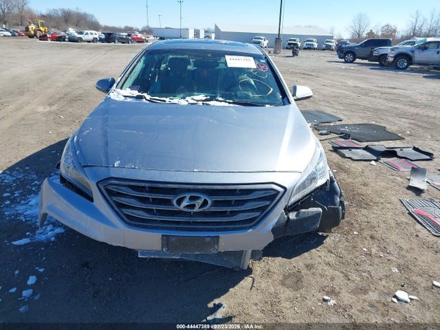44447389 :رقم المزاد ، 5NPE34AF2HH580339 vin ، 2017 Hyundai Sonata Limited مزاد بيع