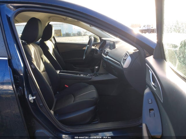 3MZBN1U78HM108069 Mazda Mazda3 Sport