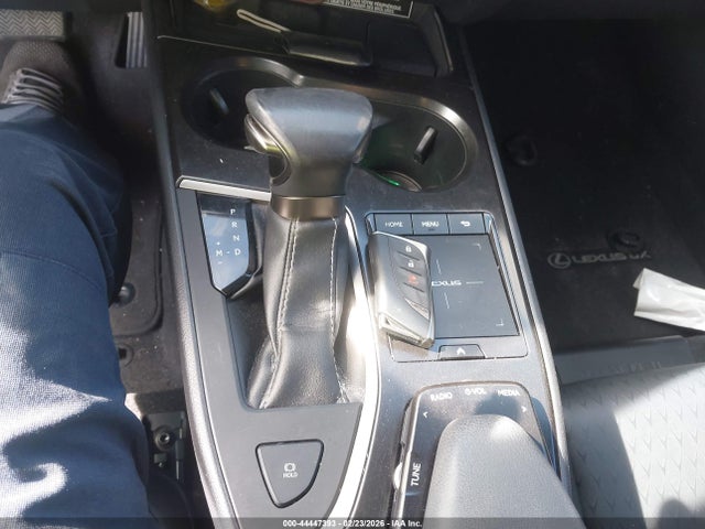 JTHX3JBH0L2030346 Lexus UX 200