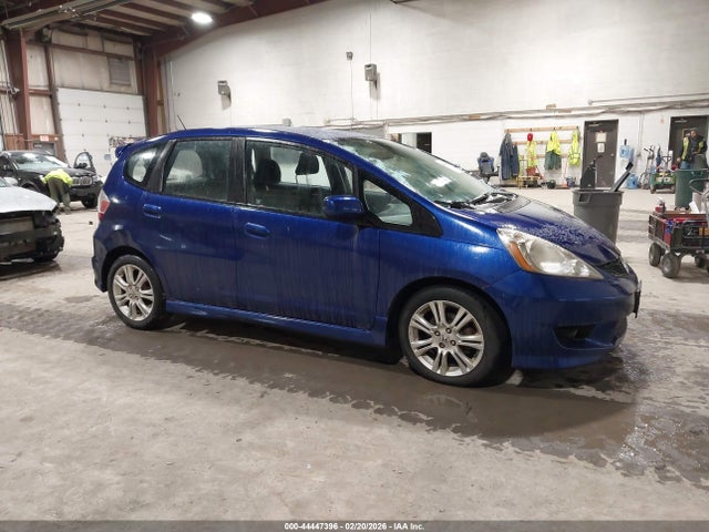 2009 HONDA FIT JHMGE884X9S016583