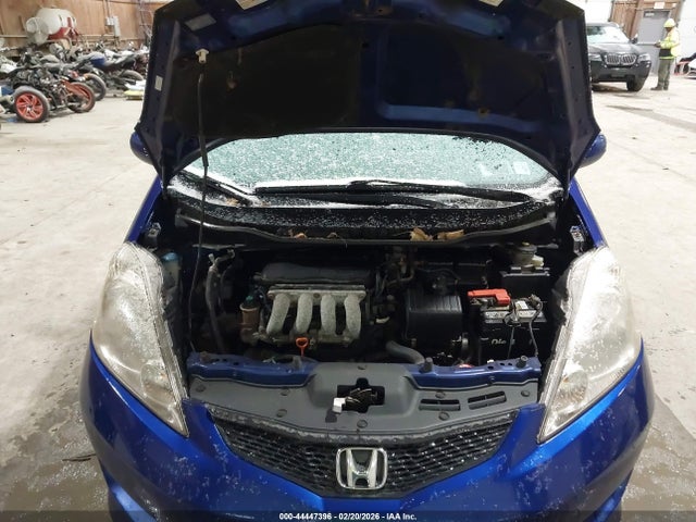 2009 HONDA FIT JHMGE884X9S016583 Photo 9