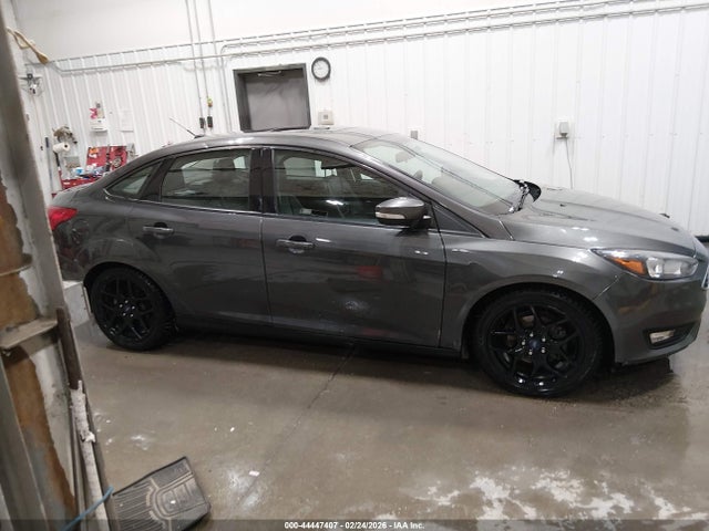 Ford FOCUS SE 2016 1FADP3F28GL306580 Image 13
