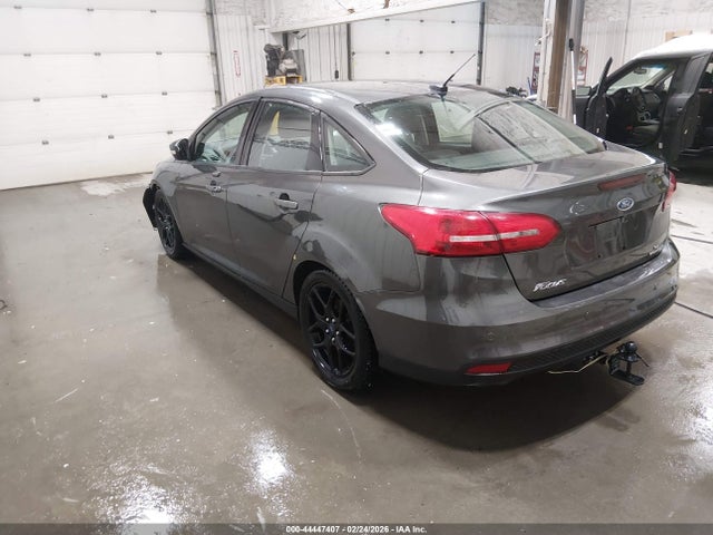Ford FOCUS SE 2016 1FADP3F28GL306580 Image 3