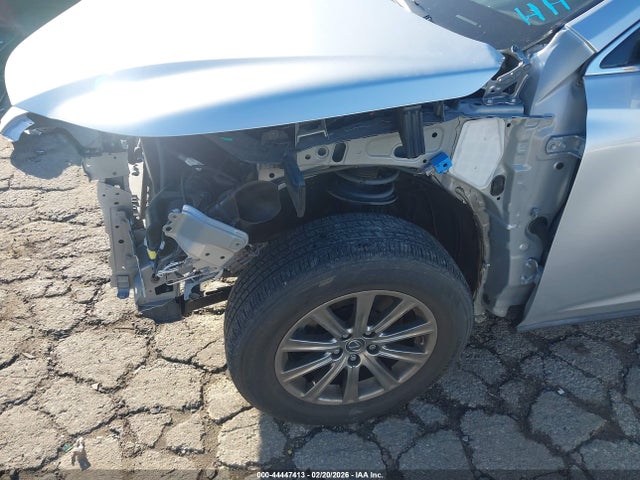 JTJYARBZ9K2148782 Lexus NX 300