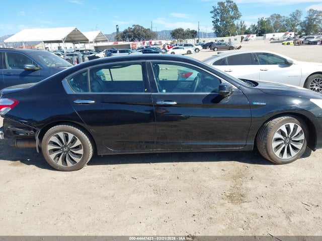 1HGCR6F70FA000952 Honda Accord Hybrid Touring